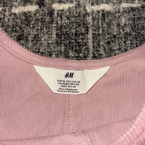 Girls dress - Picture 2 of 2